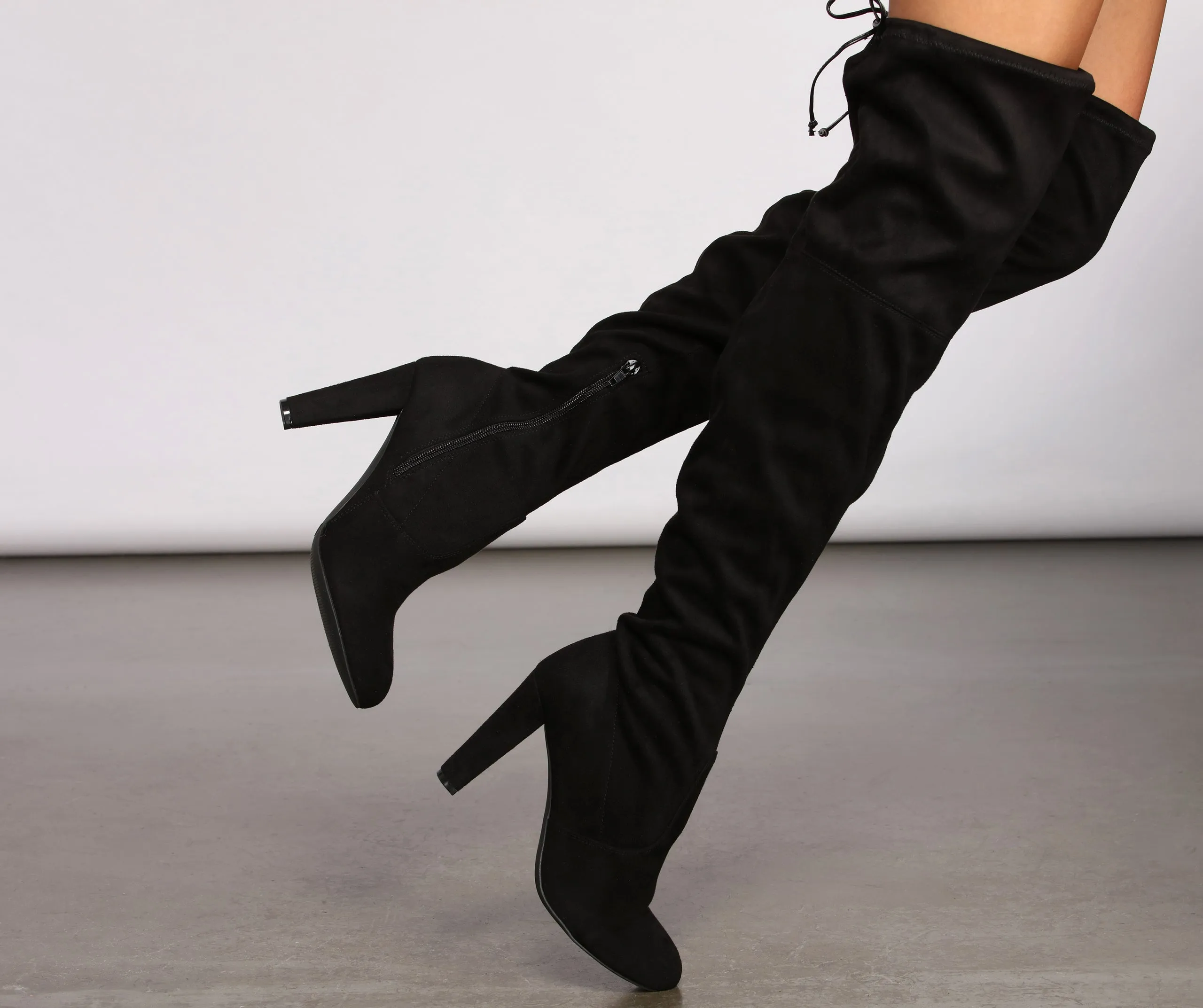 A Chic Vibe Over The Knee Block Heeled Boots