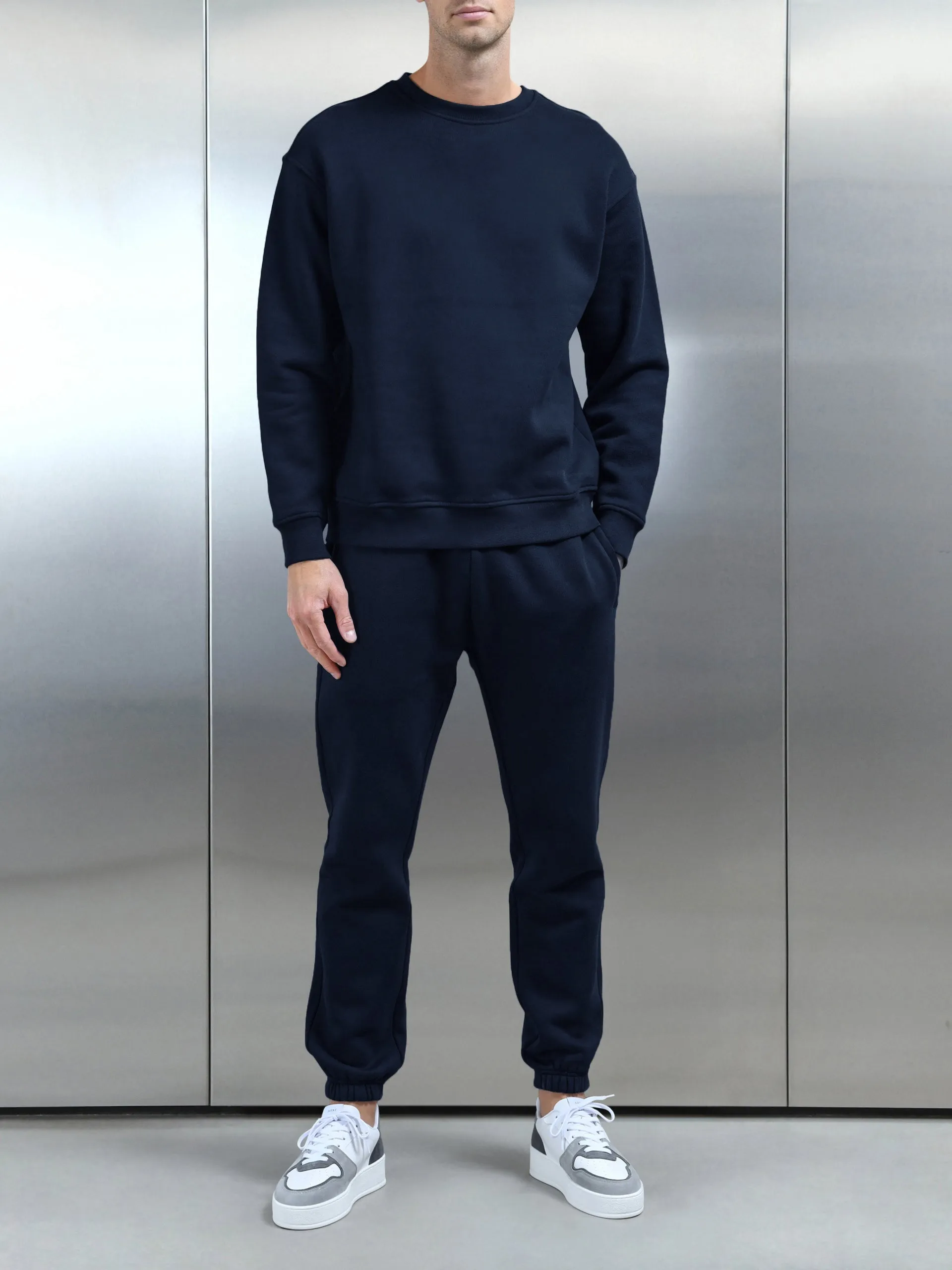 Relaxed Fit Sweatshirt in Navy